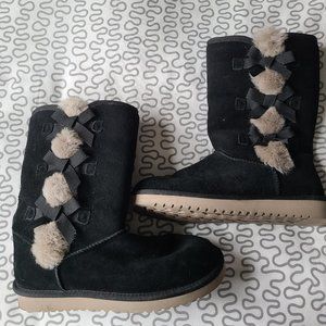 Koolaburra bu UGG Winter Boots Black - Size 9